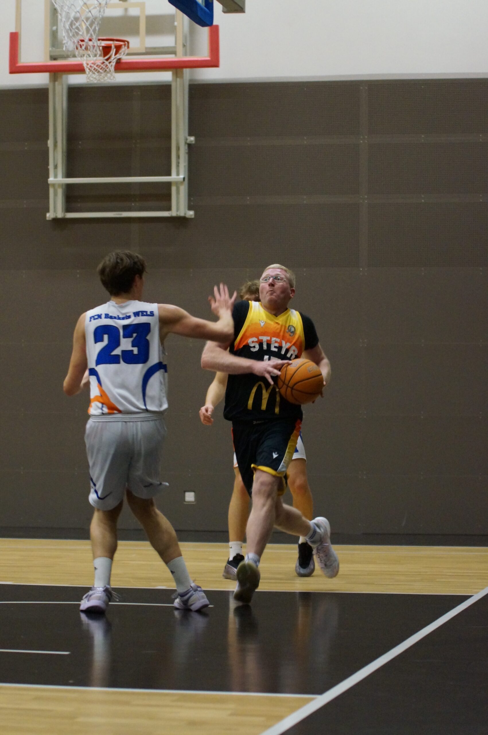 #15 Alban Mekolli