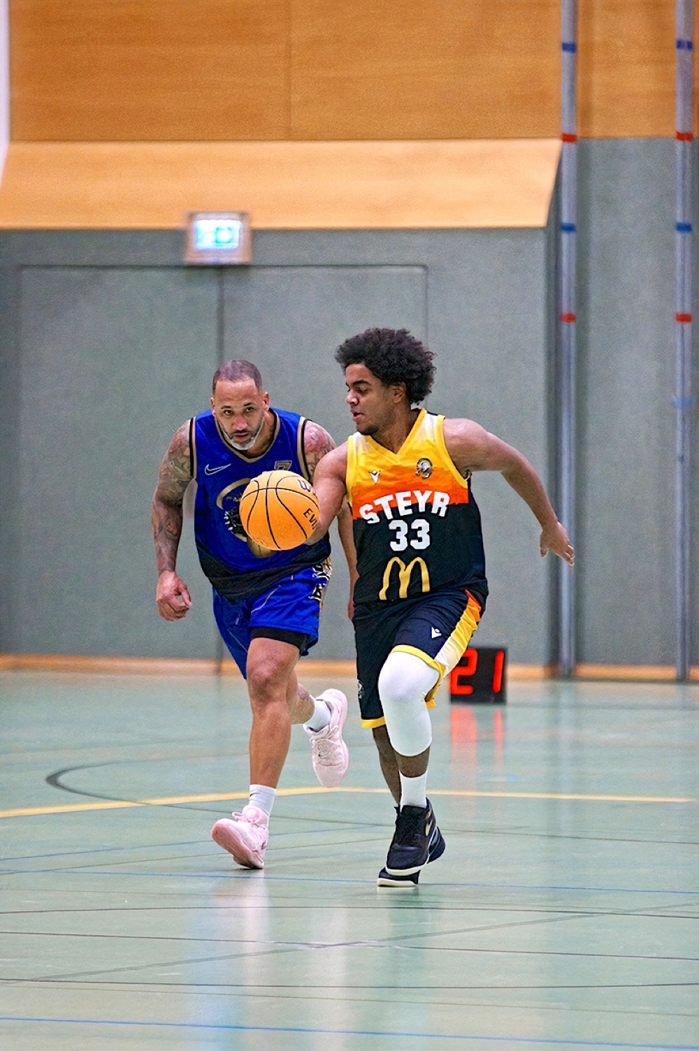 #33 Hansel Reinoso